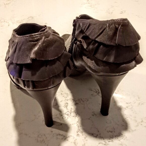 Report Taupe Leather Ruffled Side Zip Ankle Boots - Picture 4 of 5